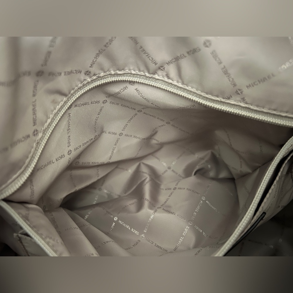 Michael Kors Brown Signature Weekender Travel Bag - Picture 13 of 14